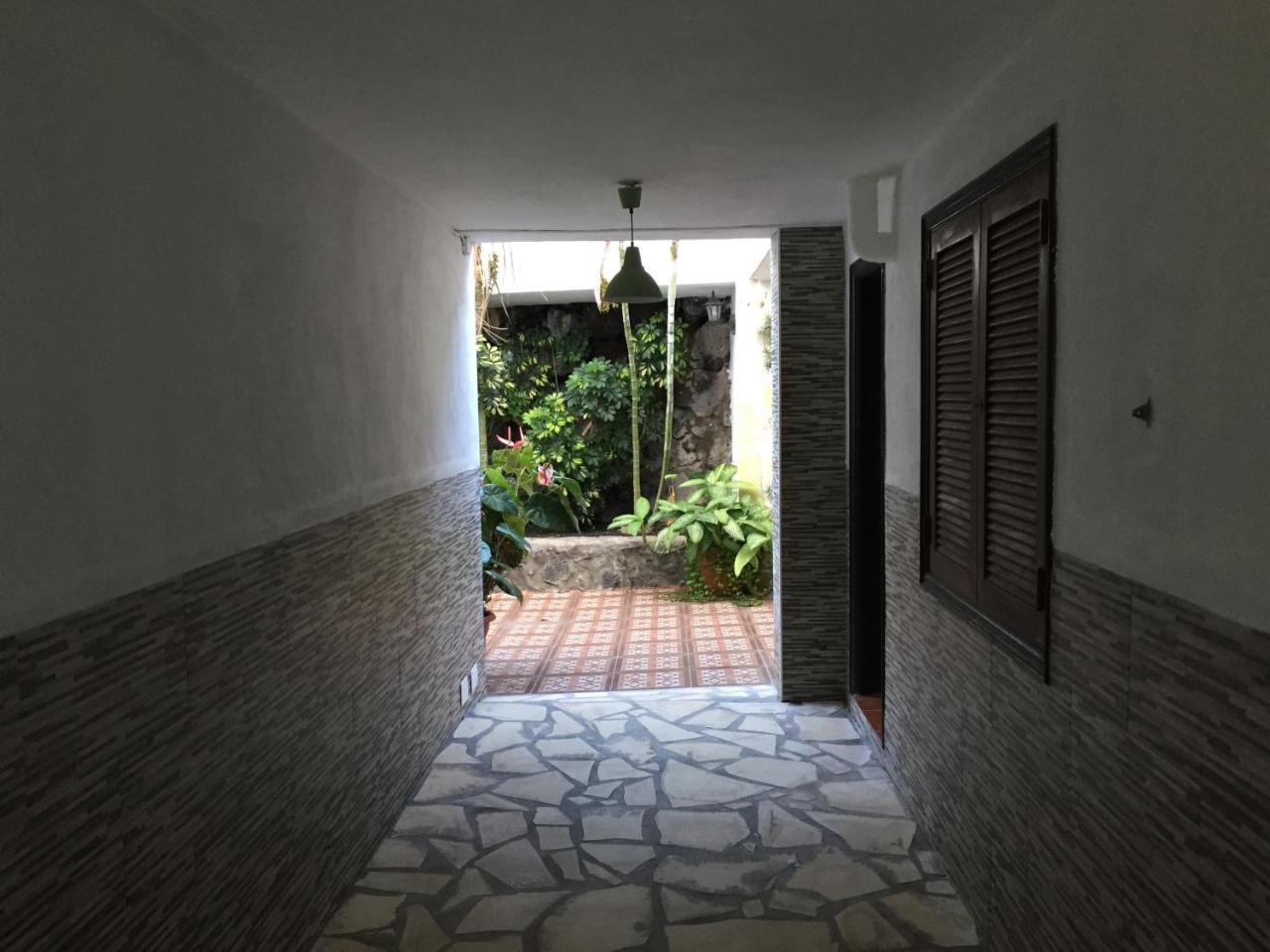 Y Finca Colon *